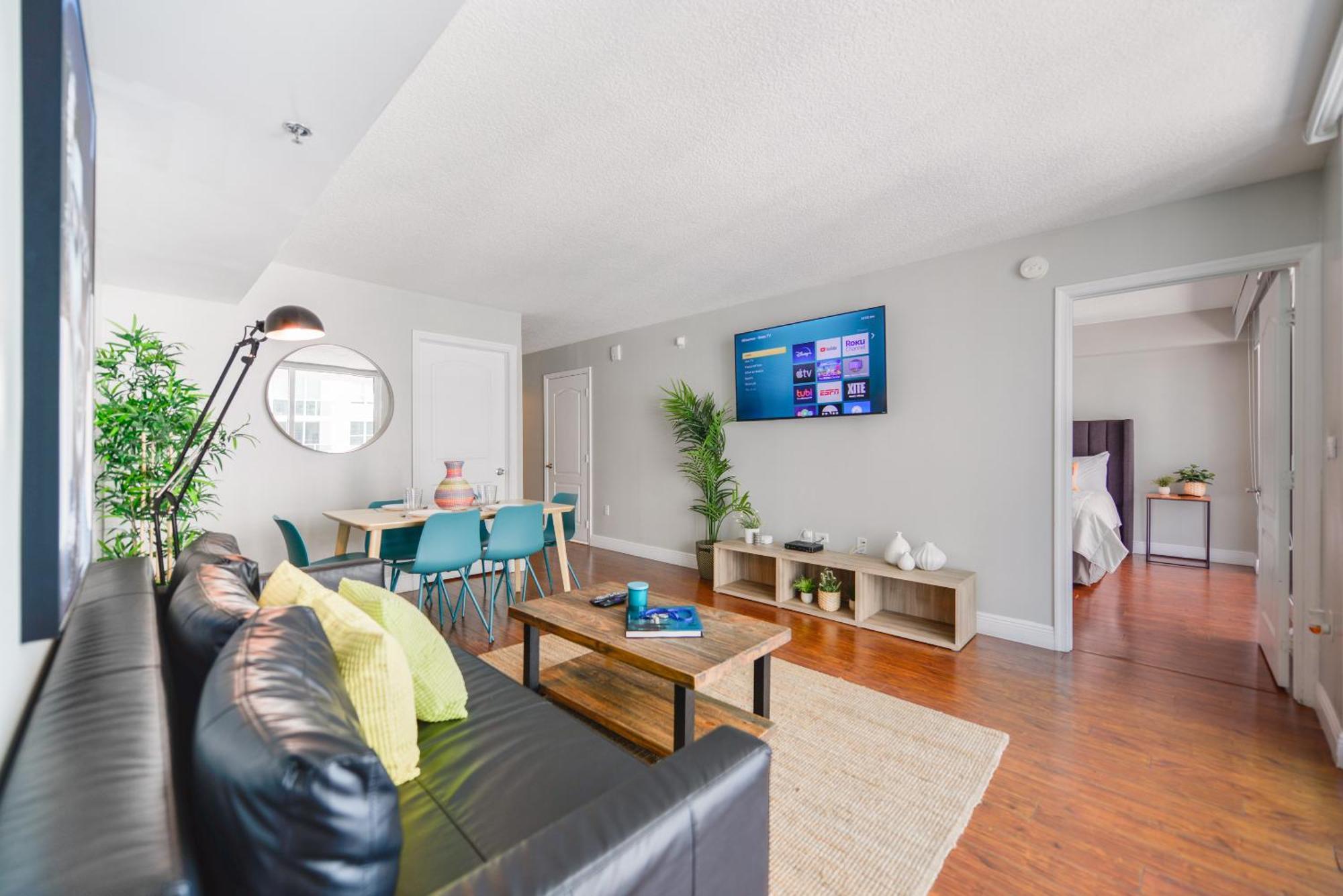 Amazing 3 Bedroom Condo At Brickell With Pool Miami Esterno foto