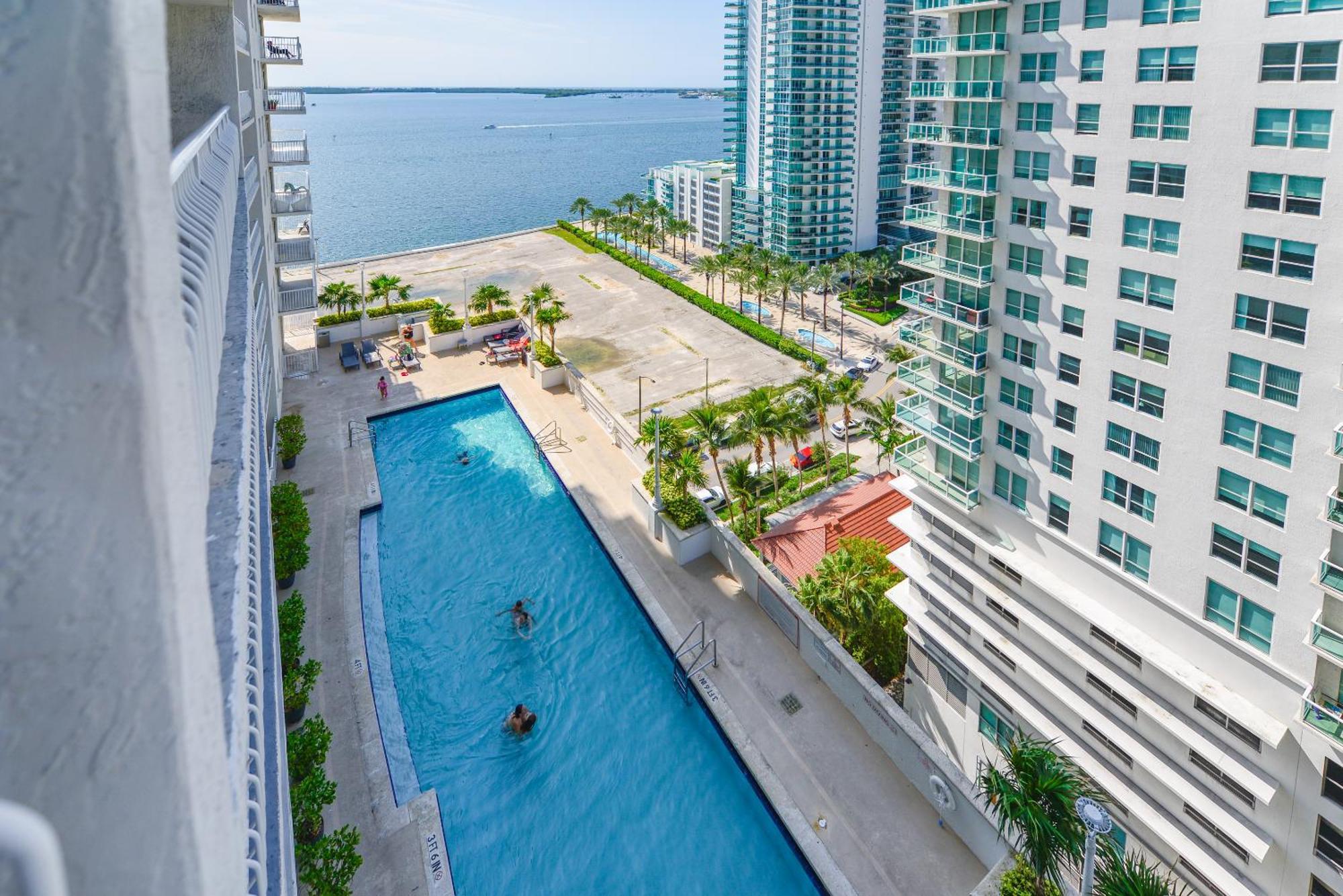 Amazing 3 Bedroom Condo At Brickell With Pool Miami Esterno foto