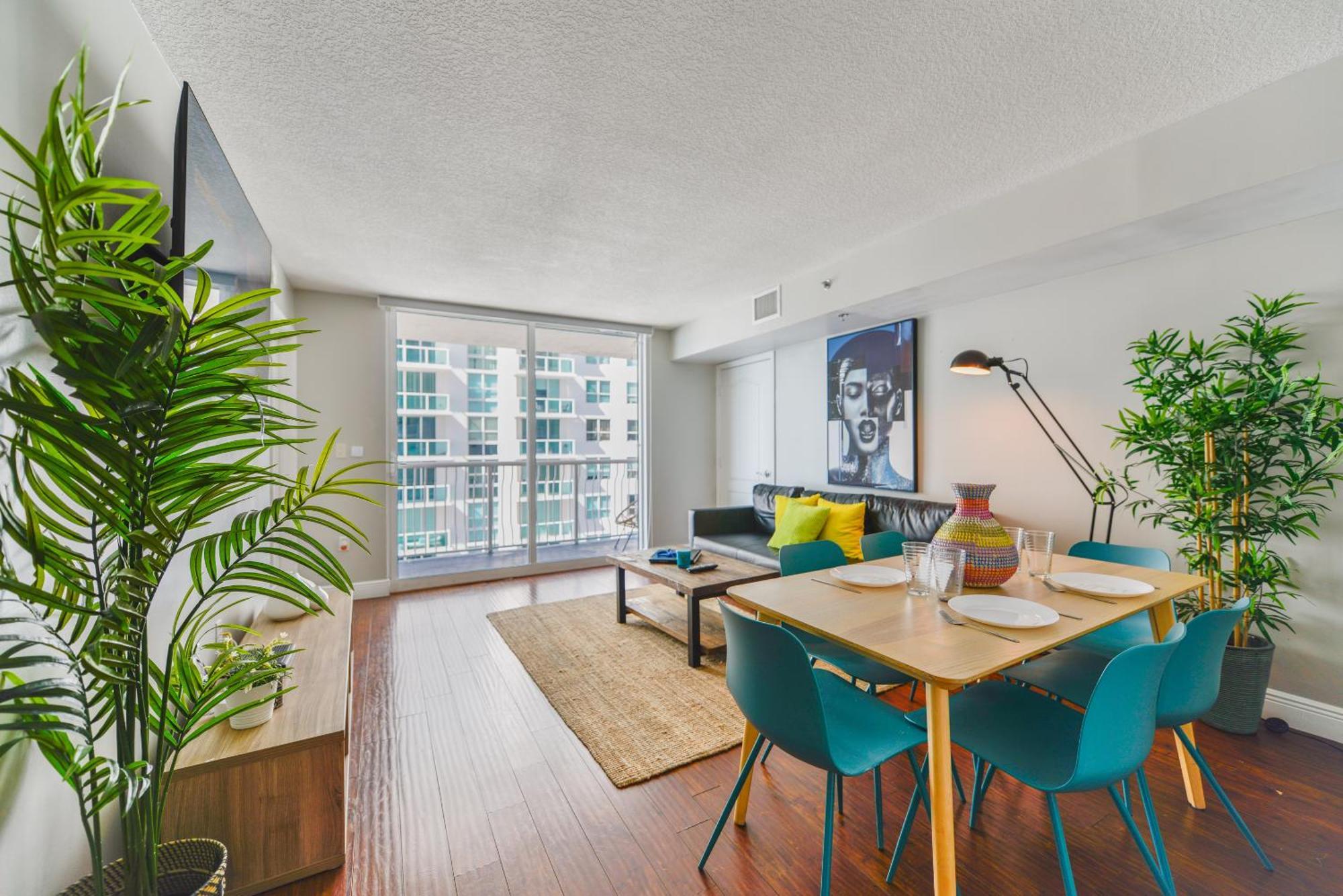 Amazing 3 Bedroom Condo At Brickell With Pool Miami Esterno foto