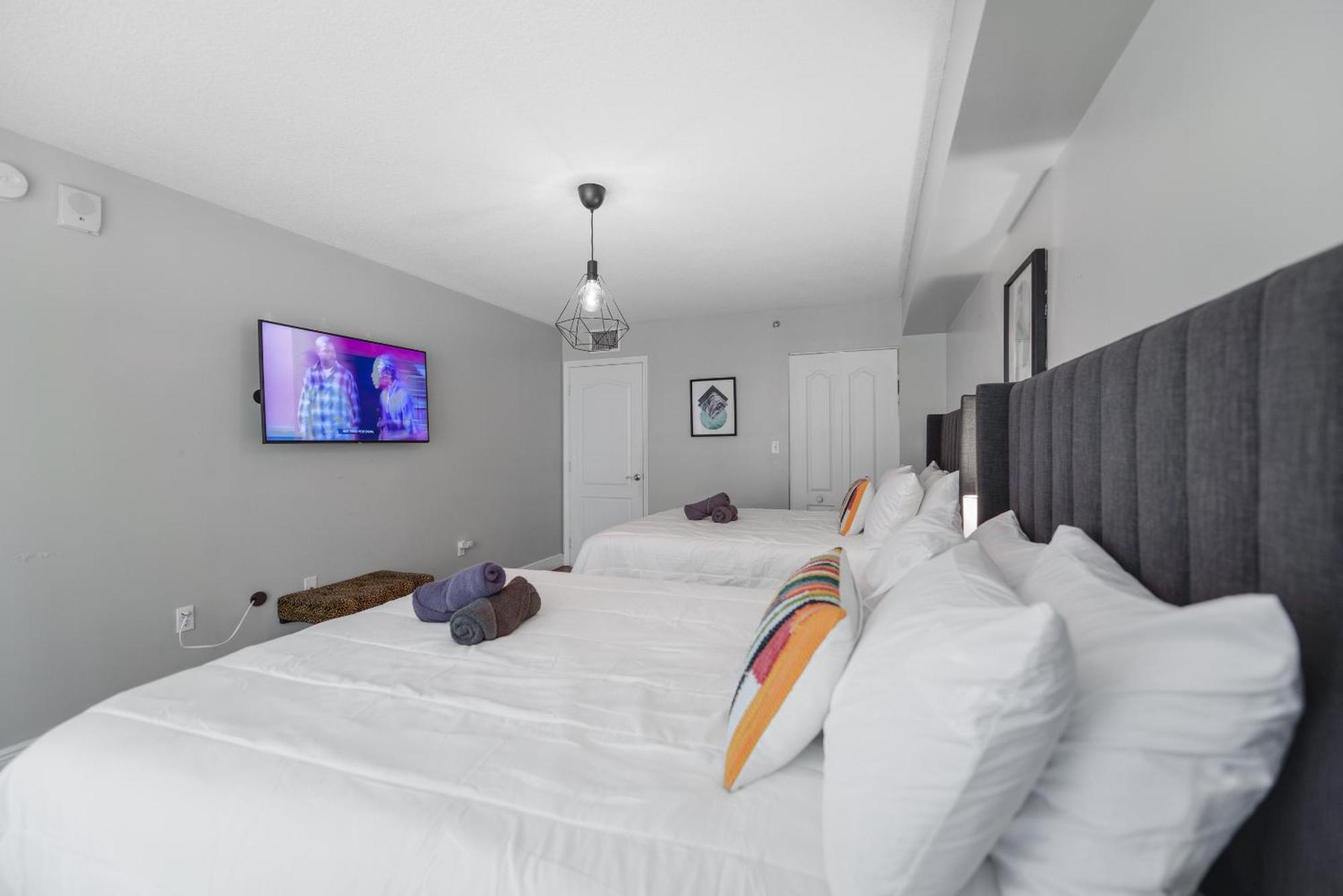 Amazing 3 Bedroom Condo At Brickell With Pool Miami Esterno foto